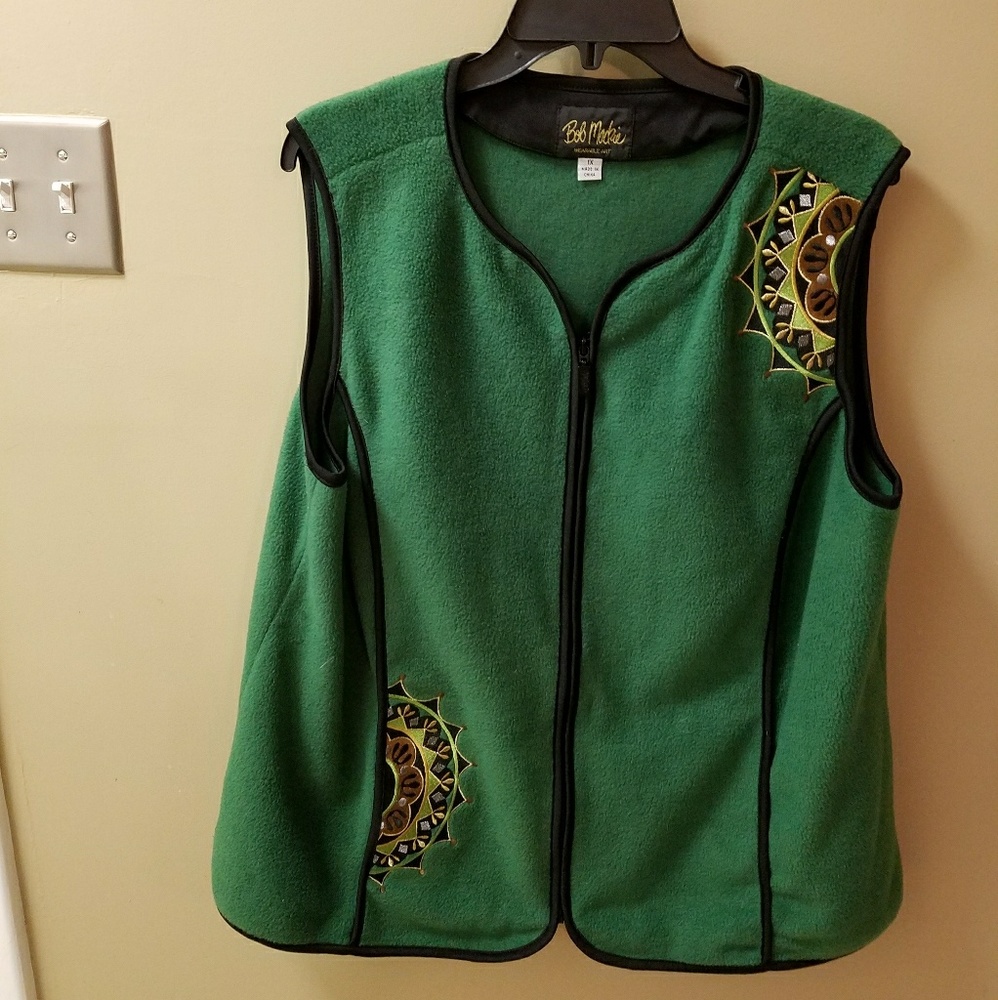 ⭐Bob Mackie vest⭐